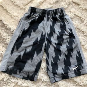 NIKE Boys Athletic Shorts